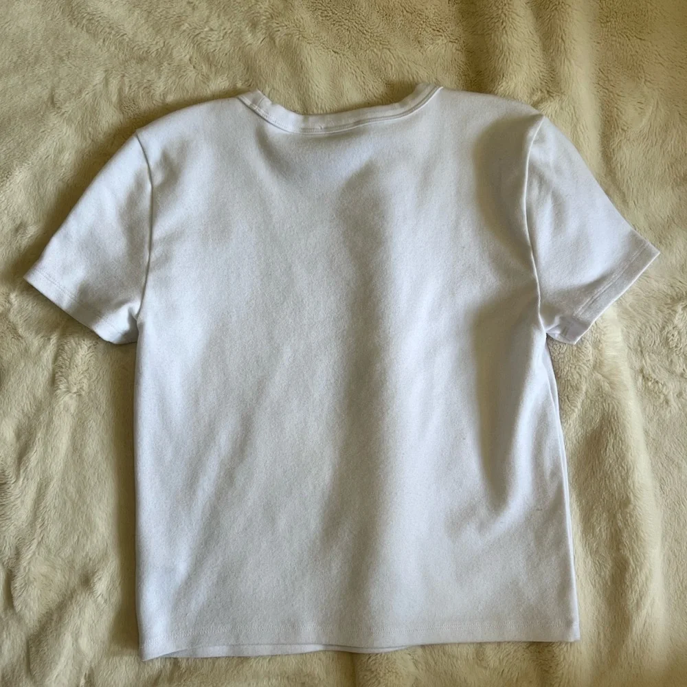 Aritzia Sunday Best White Little Ribbed T-shirt - Picture 4 of 4
